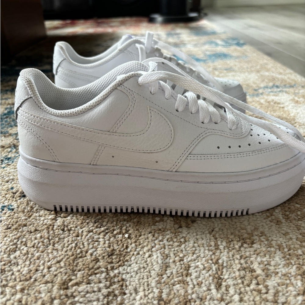 Nike Court Vision Alta